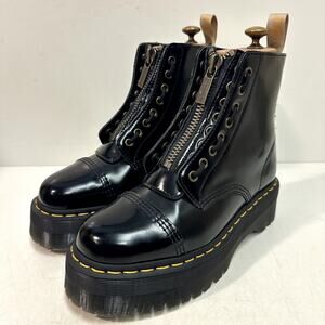 Stylish Black Platform Boots